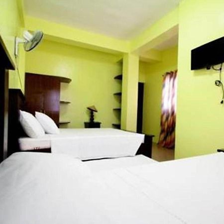 Luis Bay Travellers Lodge Корон Экстерьер фото