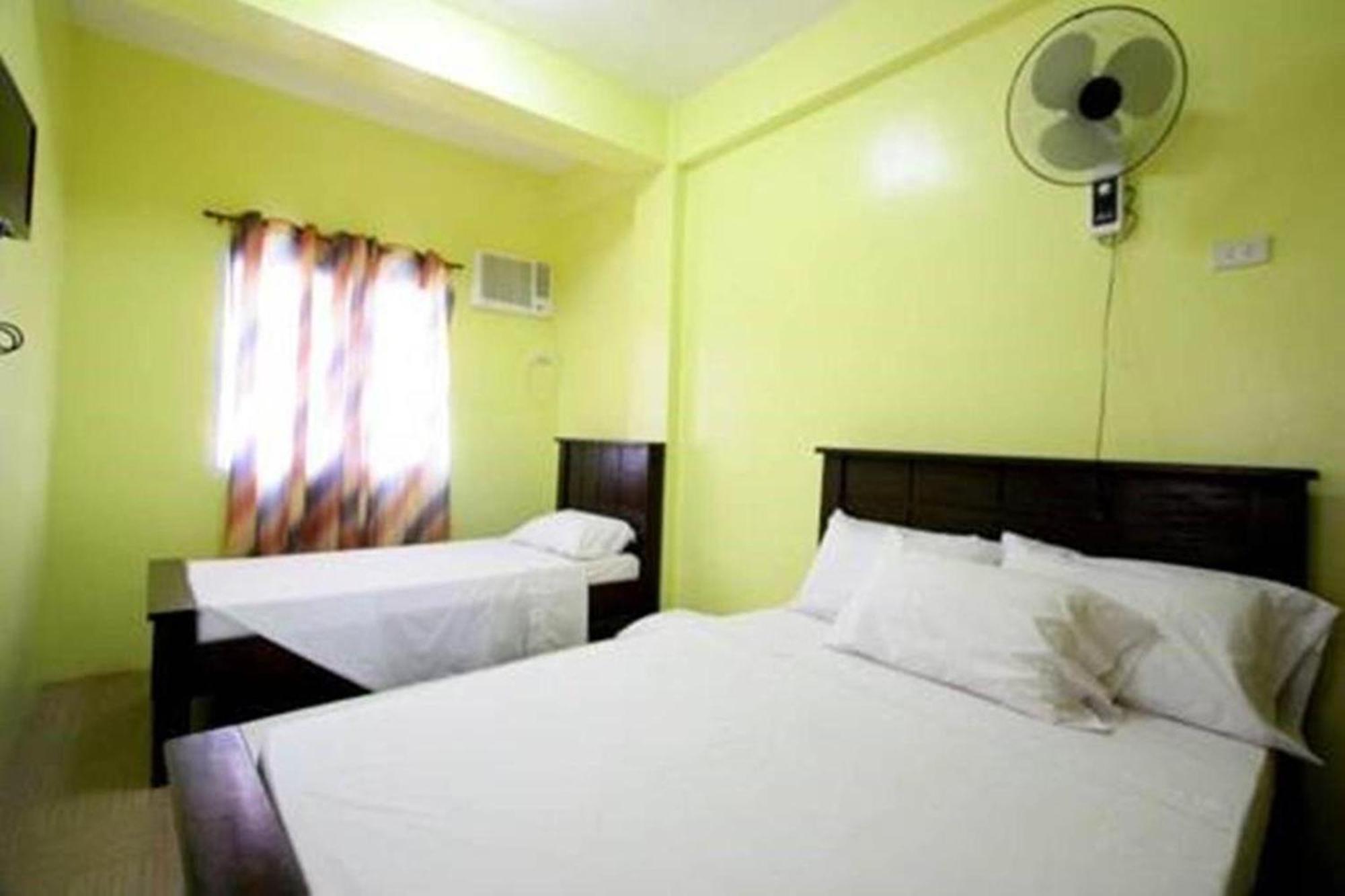 Luis Bay Travellers Lodge Корон Экстерьер фото