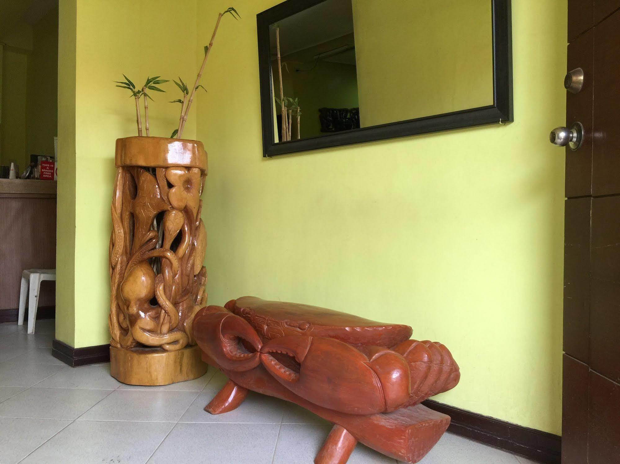 Luis Bay Travellers Lodge Корон Экстерьер фото