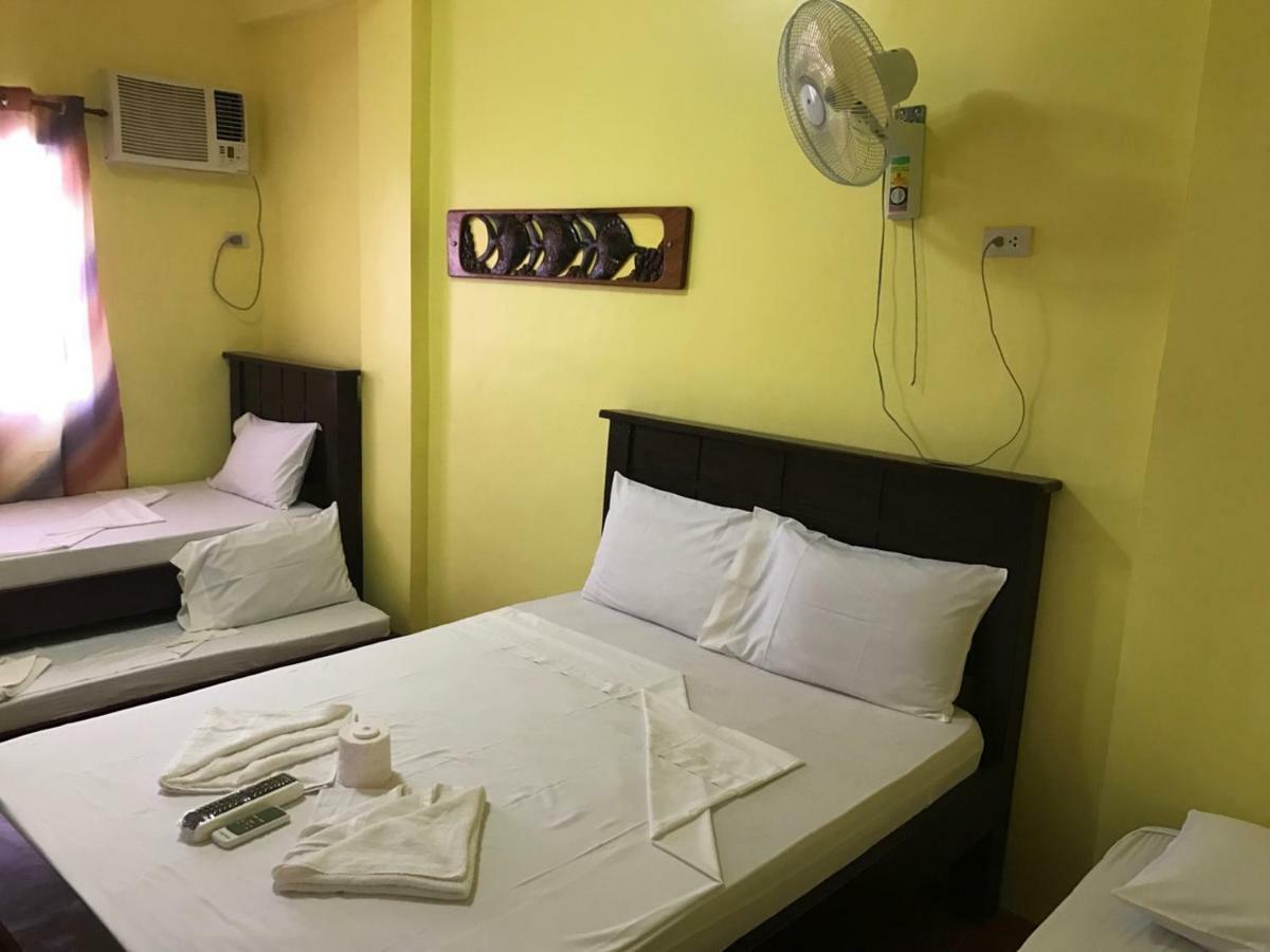 Luis Bay Travellers Lodge Корон Экстерьер фото
