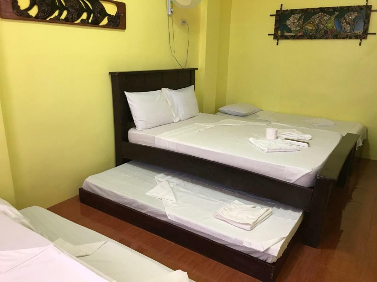 Luis Bay Travellers Lodge Корон Экстерьер фото